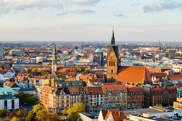 Hannover vanuit de lucht in 4K